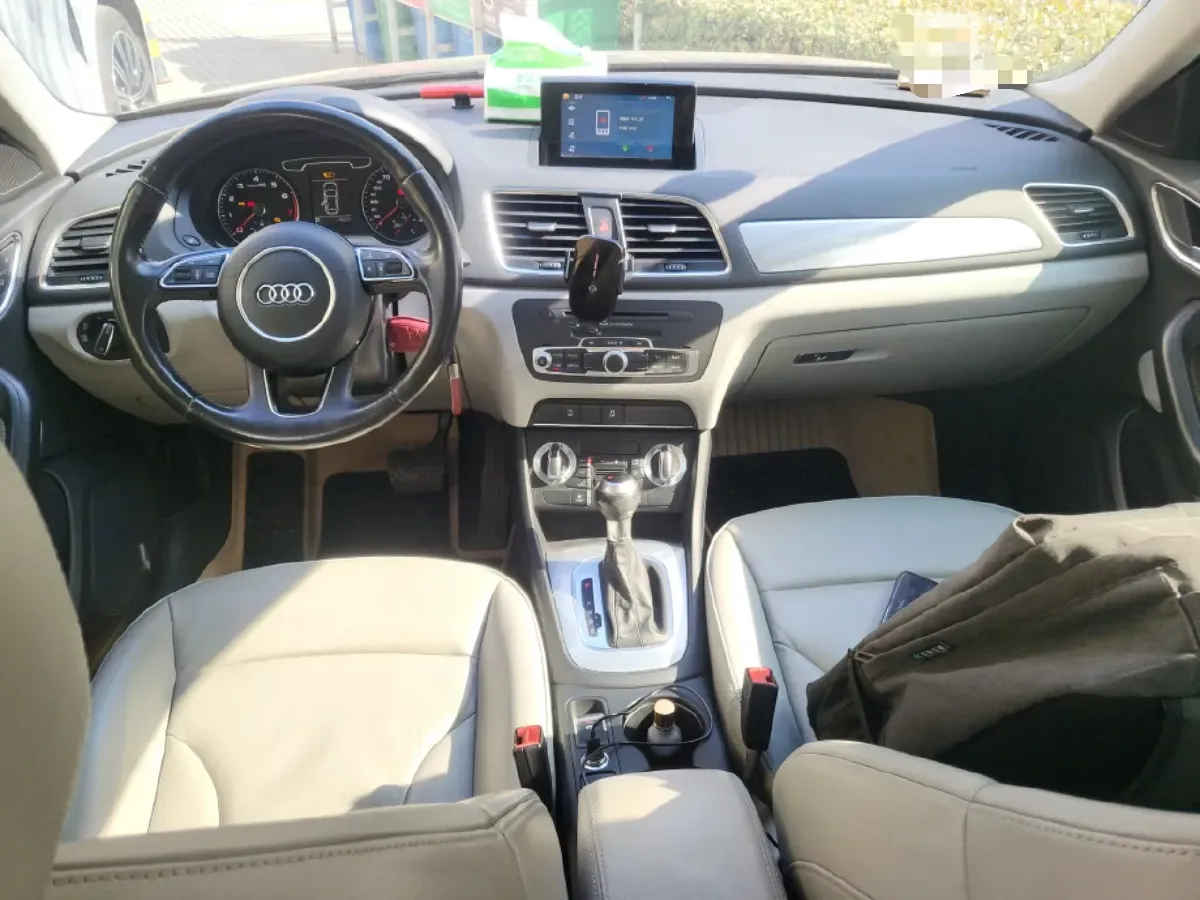 2015 Audi Q3 1.4T 150HP L4 6DCT,autocango,china used car exporter,china ev exporter,chinese used car exporter,chinese used ev exporter