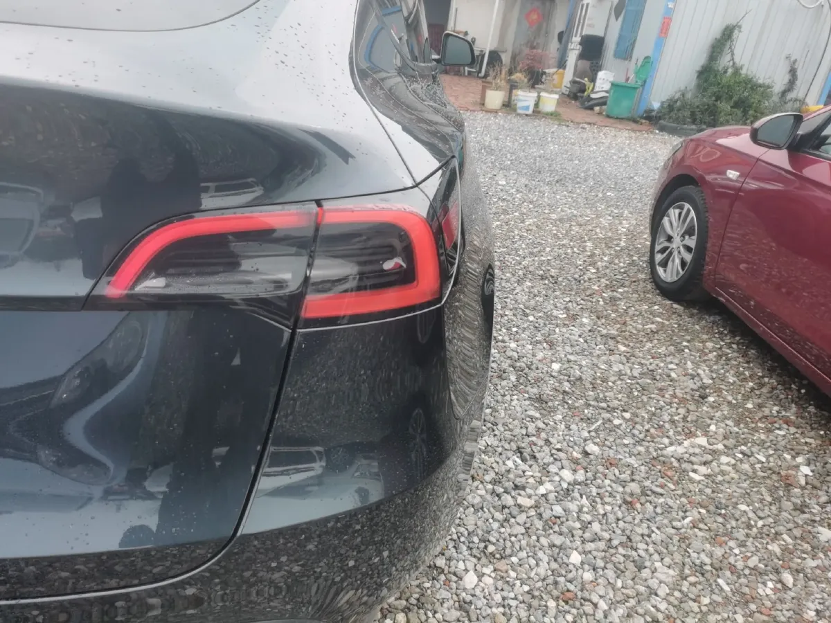 2024 Tesla Model Y BEV 60KWH,autocango,china used car exporter,china ev exporter,chinese used car exporter,chinese used ev exporter