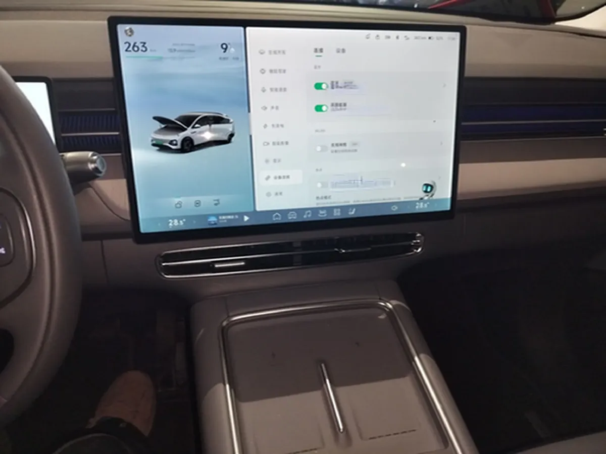 2025 Xpeng G6 BEV 68.5KWH,autocango,china used car exporter,china ev exporter,chinese used car exporter,chinese used ev exporter