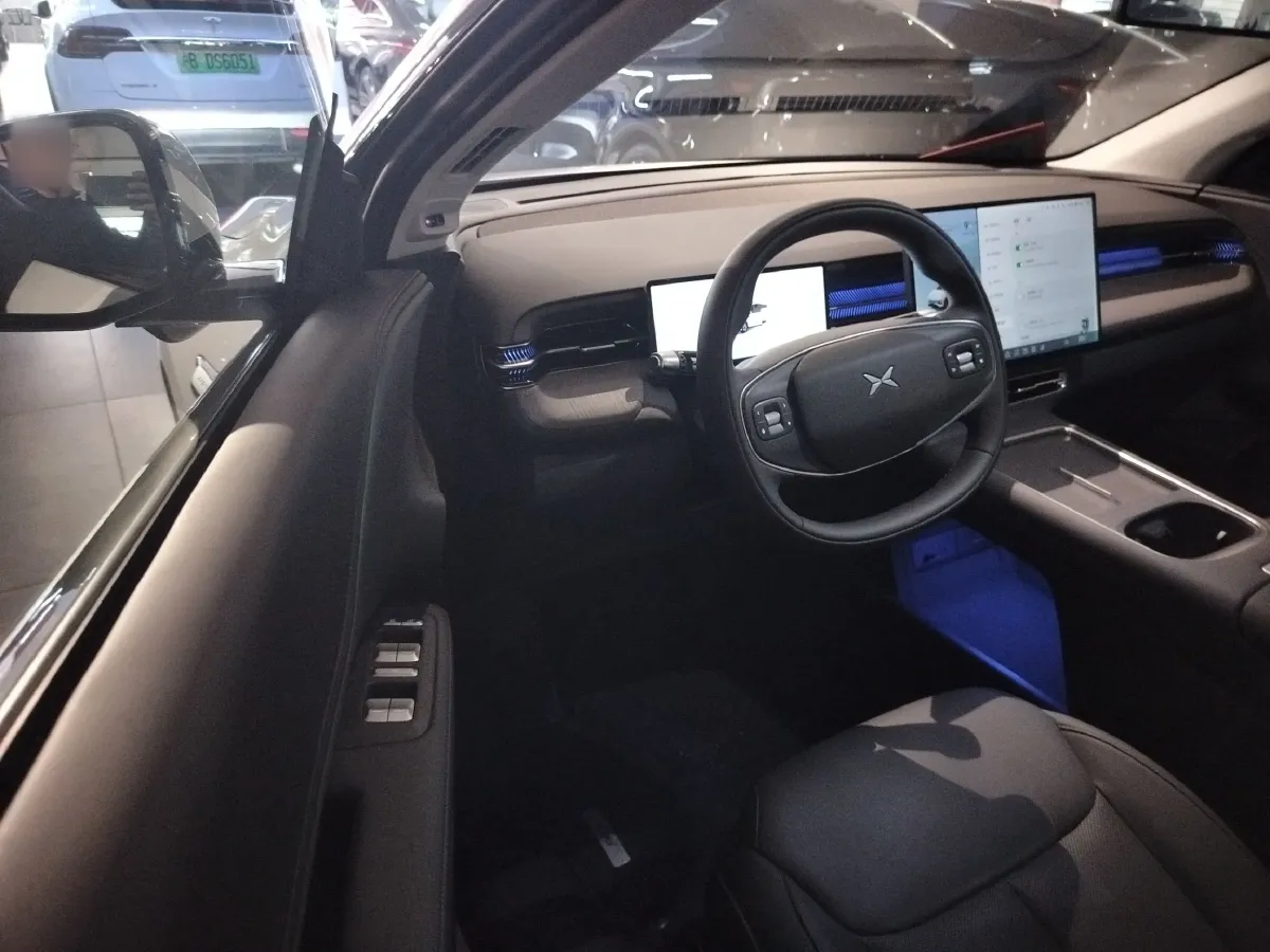 2025 Xpeng G6 BEV 68.5KWH,autocango,china used car exporter,china ev exporter,chinese used car exporter,chinese used ev exporter