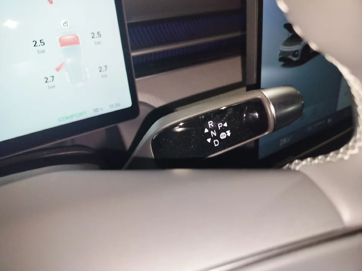 2025 Xpeng G6 BEV 68.5KWH,autocango,china used car exporter,china ev exporter,chinese used car exporter,chinese used ev exporter