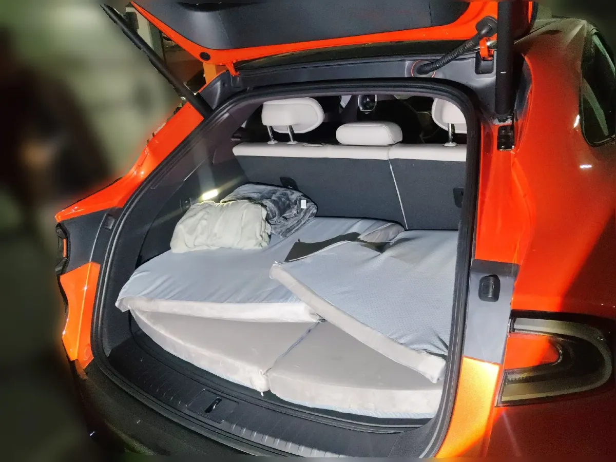 2025 MI YU7 BEV 96.3KWH,autocango,china used car exporter,china ev exporter,chinese used car exporter,chinese used ev exporter