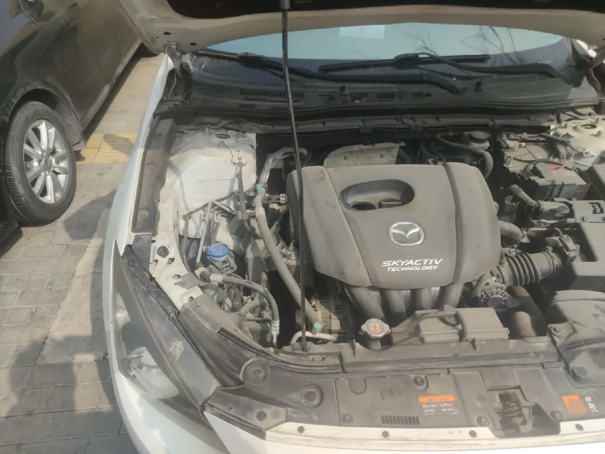 2016 Mazda 3 Axela 1.5L 117HP L4 6AT,autocango,china used car exporter,china ev exporter,chinese used car exporter,chinese used ev exporter