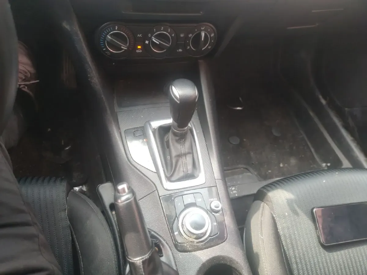 2016 Mazda 3 Axela 1.5L 117HP L4 6AT,autocango,china used car exporter,china ev exporter,chinese used car exporter,chinese used ev exporter