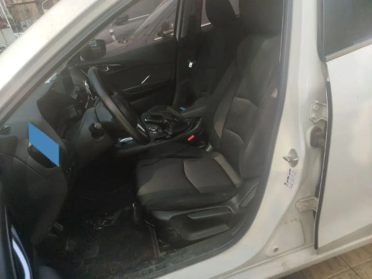 2016 Mazda 3 Axela 1.5L 117HP L4 6AT,autocango,china used car exporter,china ev exporter,chinese used car exporter,chinese used ev exporter