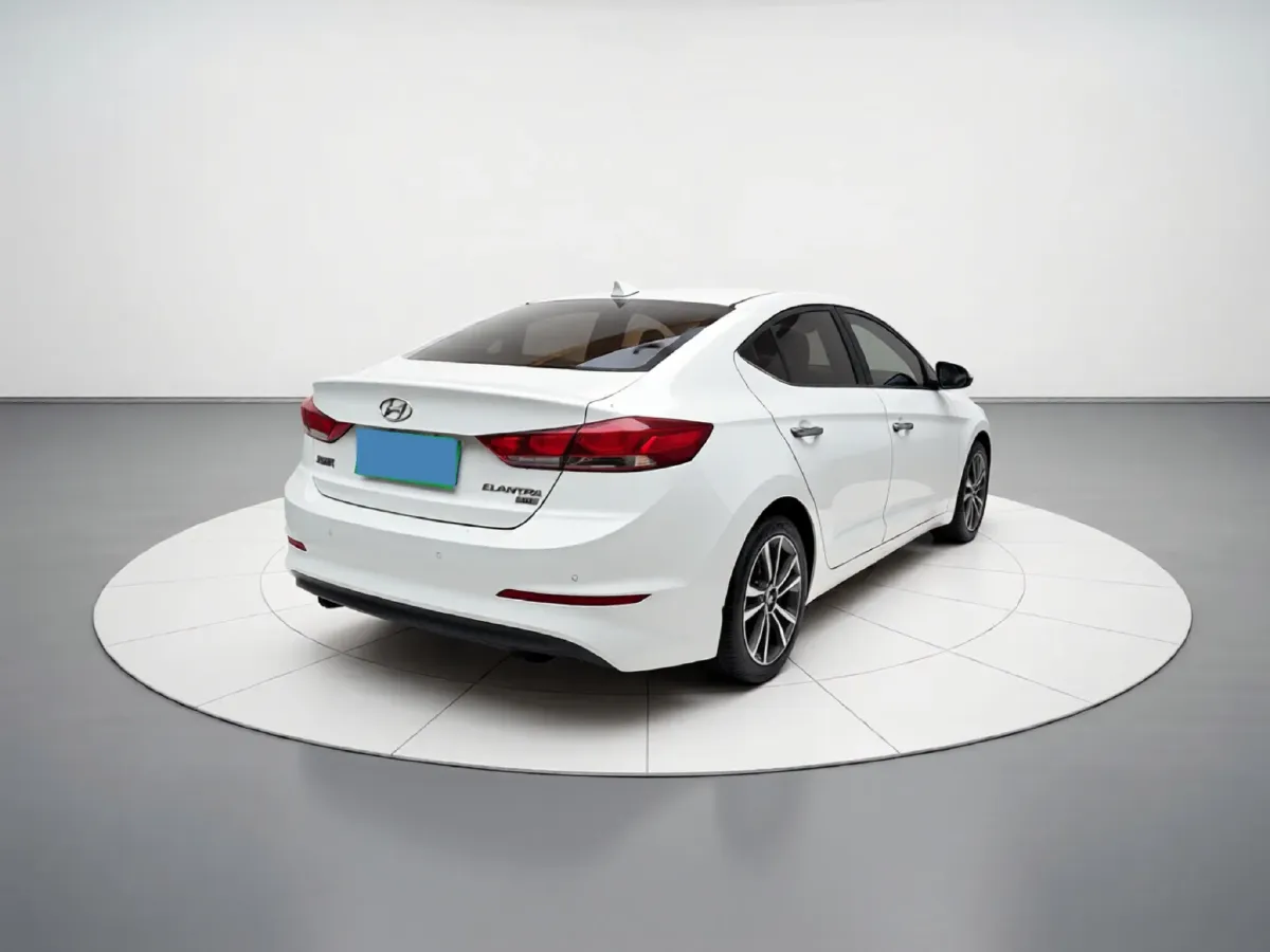 2016 Hyundai Elantra 1.6L 130HP L4 6AT,autocango,china used car exporter,china ev exporter,chinese used car exporter,chinese used ev exporter