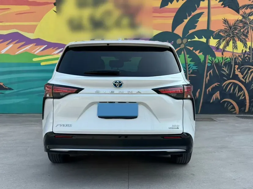 2023 Toyota Sienna 2.5L 189HP L4 E-CVT Hybrid,autocango,china used car exporter,china ev exporter,chinese used car exporter,chinese used ev exporter