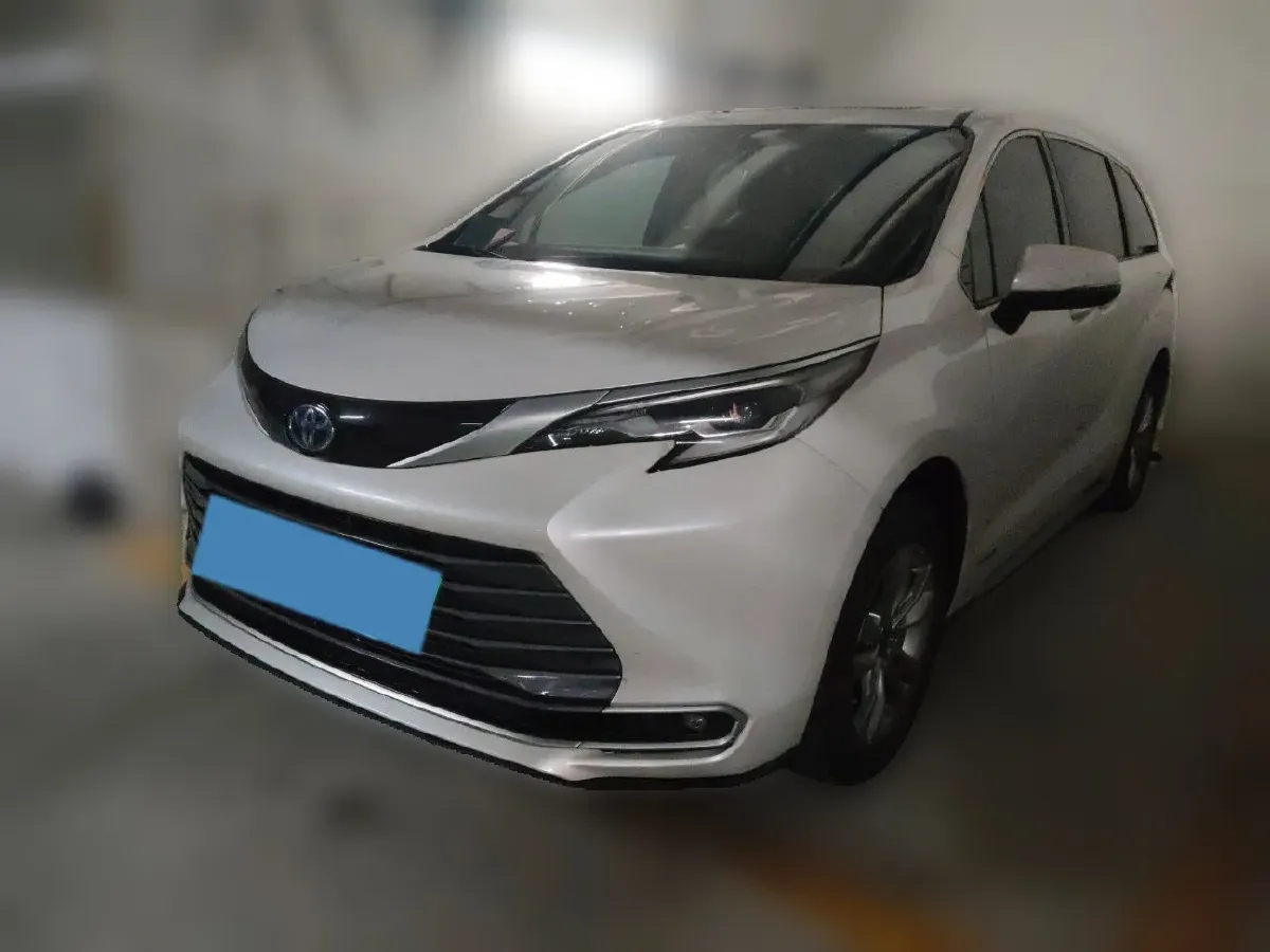 2023 Toyota Sienna 2.5L 189HP L4 E-CVT Hybrid,autocango,china used car exporter,china ev exporter,chinese used car exporter,chinese used ev exporter