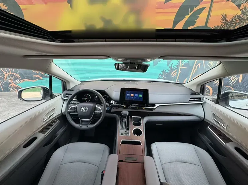 2023 Toyota Sienna 2.5L 189HP L4 E-CVT Hybrid,autocango,china used car exporter,china ev exporter,chinese used car exporter,chinese used ev exporter