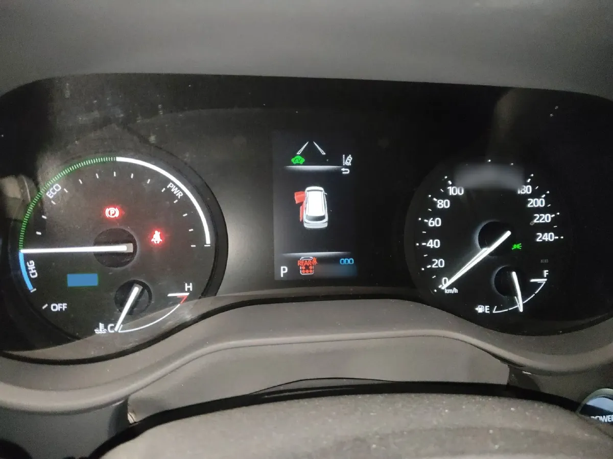 2023 Toyota Sienna 2.5L 189HP L4 E-CVT Hybrid,autocango,china used car exporter,china ev exporter,chinese used car exporter,chinese used ev exporter