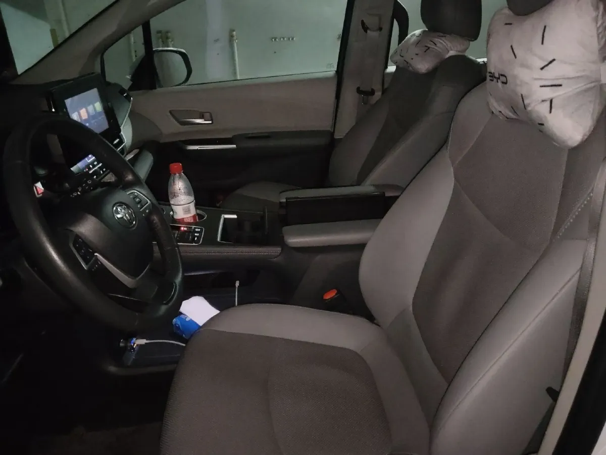 2023 Toyota Sienna 2.5L 189HP L4 E-CVT Hybrid,autocango,china used car exporter,china ev exporter,chinese used car exporter,chinese used ev exporter
