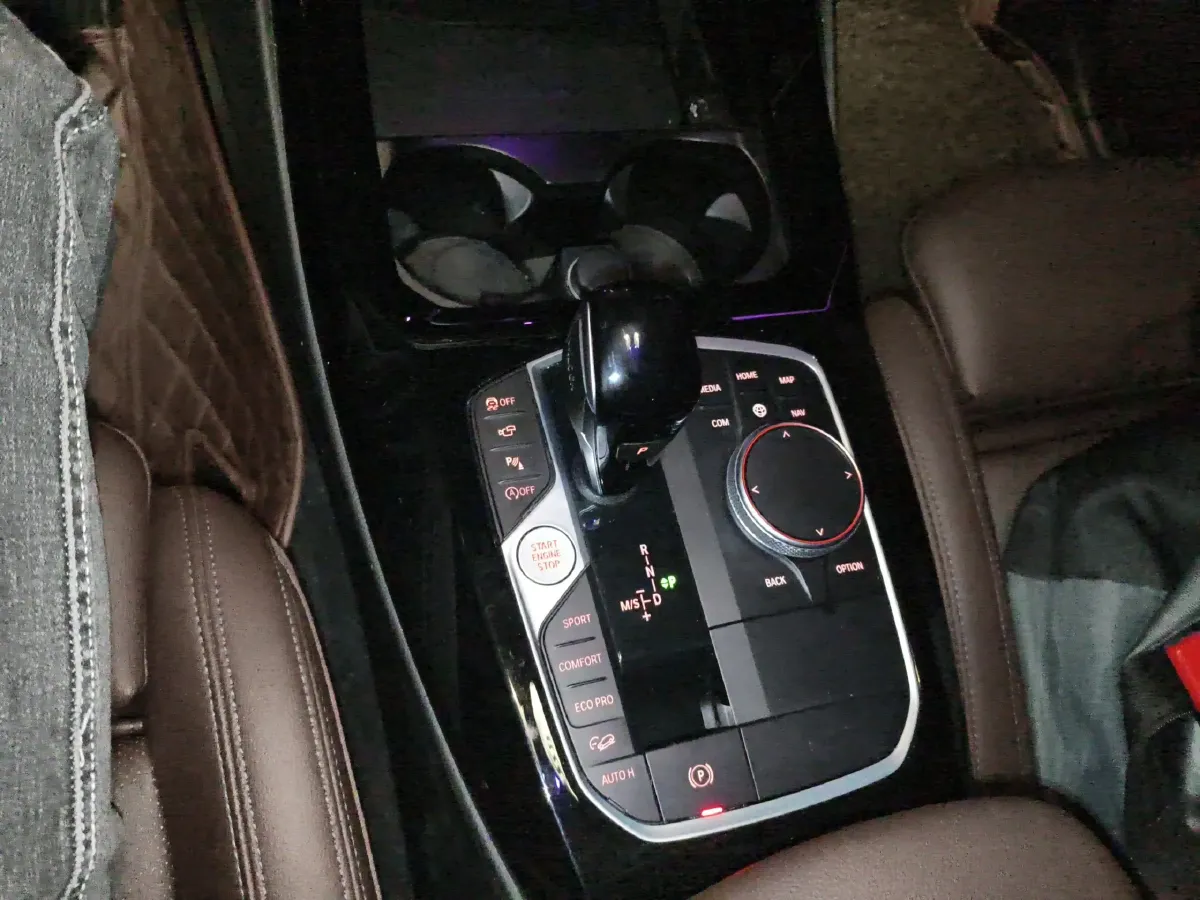 2023 BMW X3 2.0T 245HP L4 8AT,autocango,china used car exporter,china ev exporter,chinese used car exporter,chinese used ev exporter