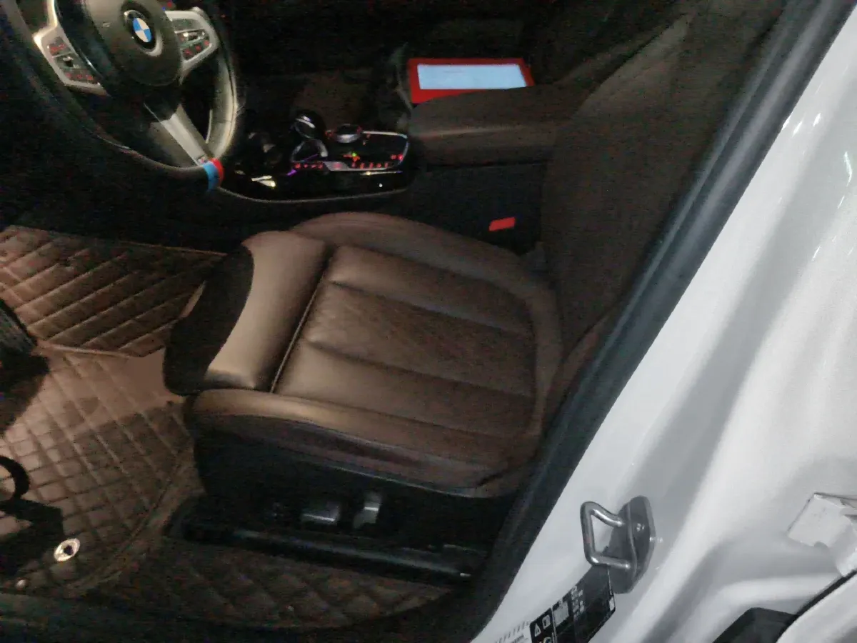 2023 BMW X3 2.0T 245HP L4 8AT,autocango,china used car exporter,china ev exporter,chinese used car exporter,chinese used ev exporter