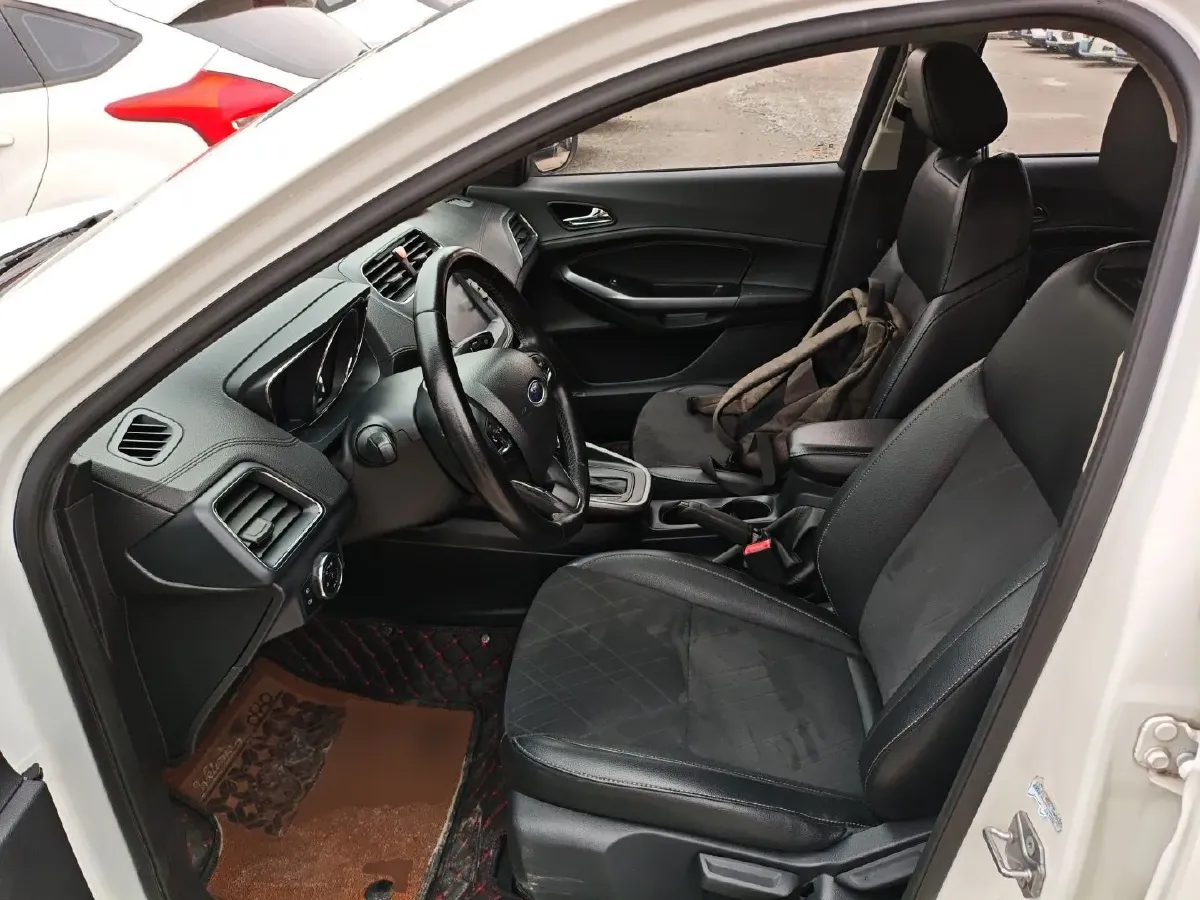 2019 Haval H4 1.5T 169HP L4 7DCT,autocango,china used car exporter,china ev exporter,chinese used car exporter,chinese used ev exporter