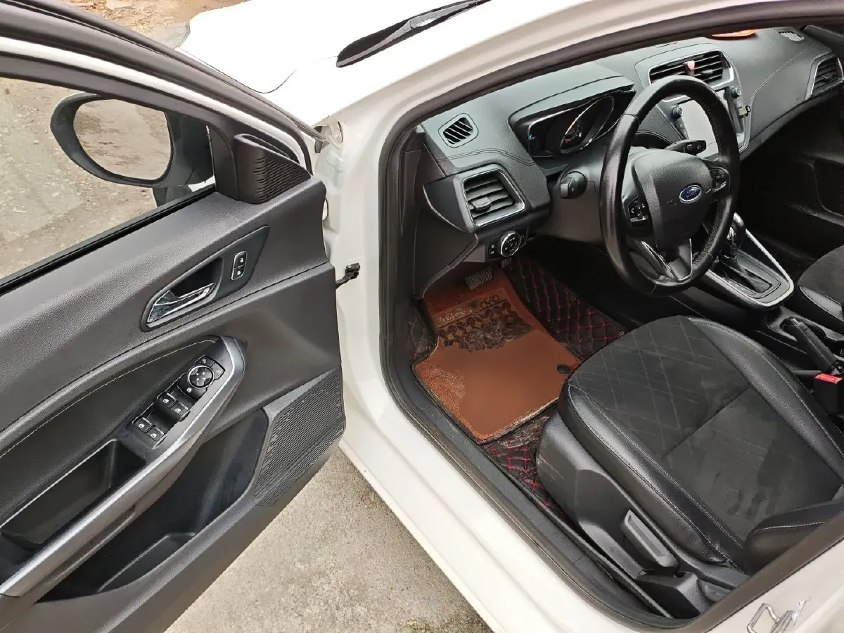 2019 Haval H4 1.5T 169HP L4 7DCT,autocango,china used car exporter,china ev exporter,chinese used car exporter,chinese used ev exporter