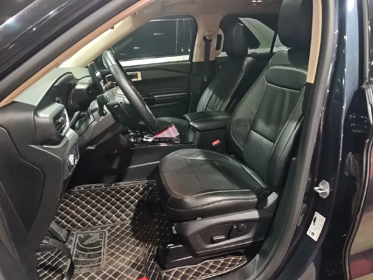 2020 Ford Explorer 2.3T 276HP L4 10AT,autocango,china used car exporter,china ev exporter,chinese used car exporter,chinese used ev exporter