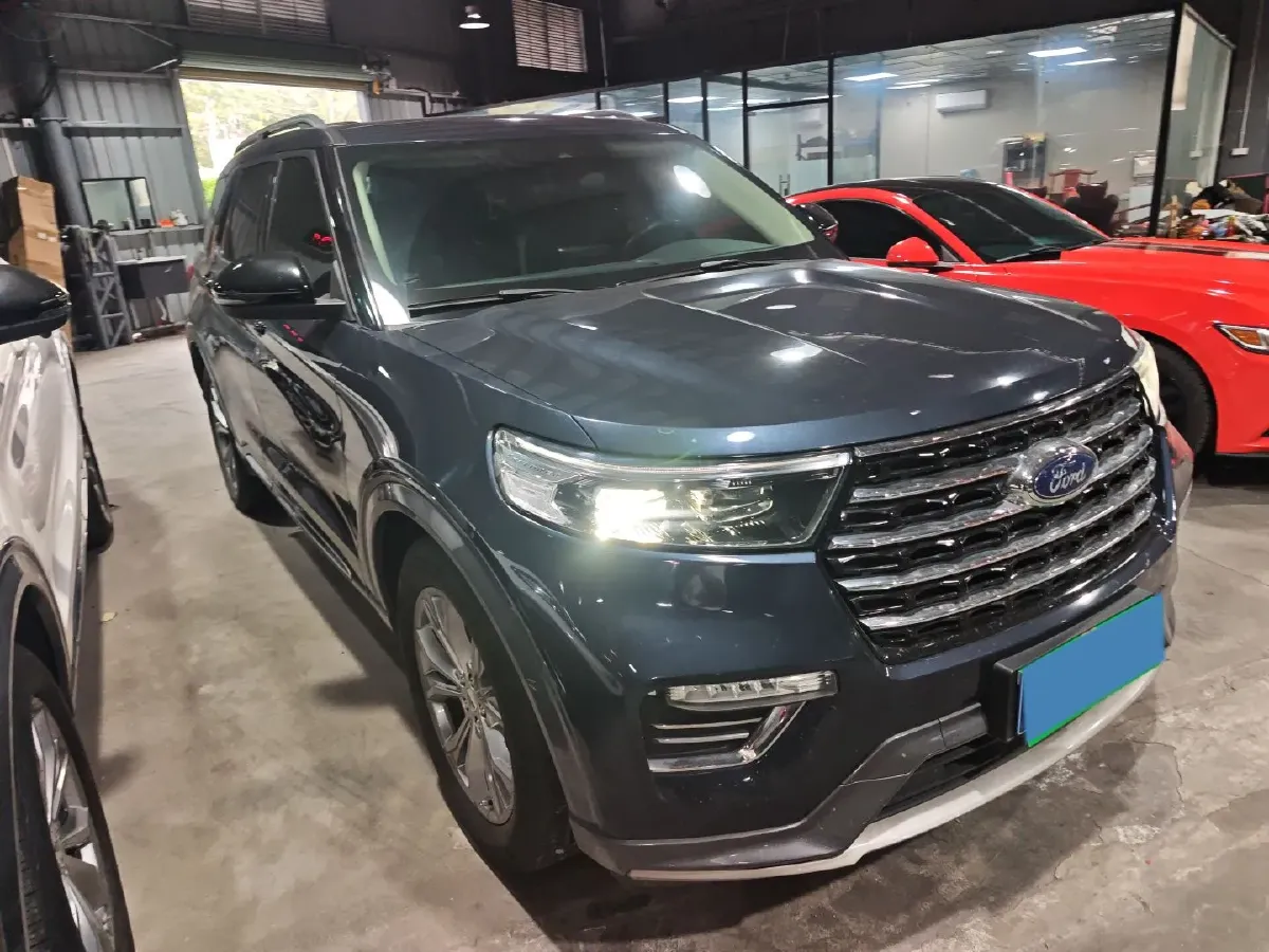 2020 Ford Explorer 2.3T 276HP L4 10AT,autocango,china used car exporter,china ev exporter,chinese used car exporter,chinese used ev exporter
