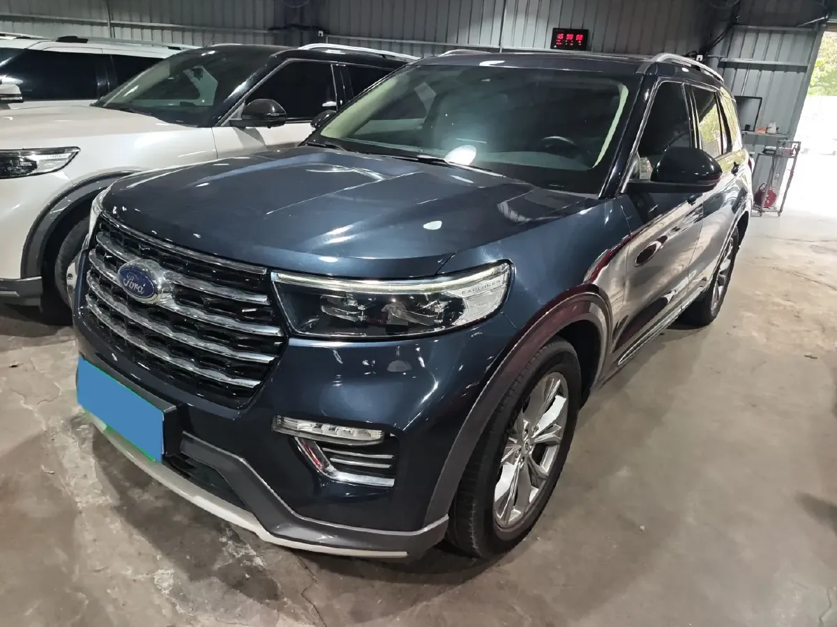 2020 Ford Explorer 2.3T 276HP L4 10AT,autocango,china used car exporter,china ev exporter,chinese used car exporter,chinese used ev exporter