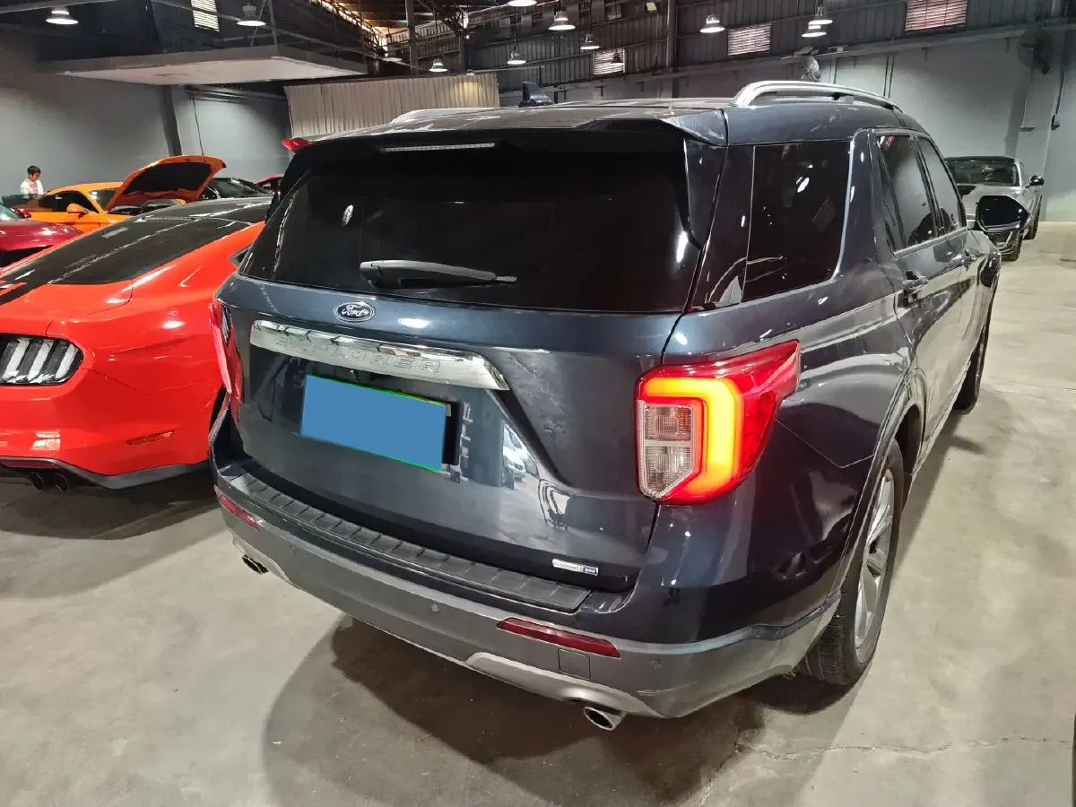 2020 Ford Explorer 2.3T 276HP L4 10AT,autocango,china used car exporter,china ev exporter,chinese used car exporter,chinese used ev exporter