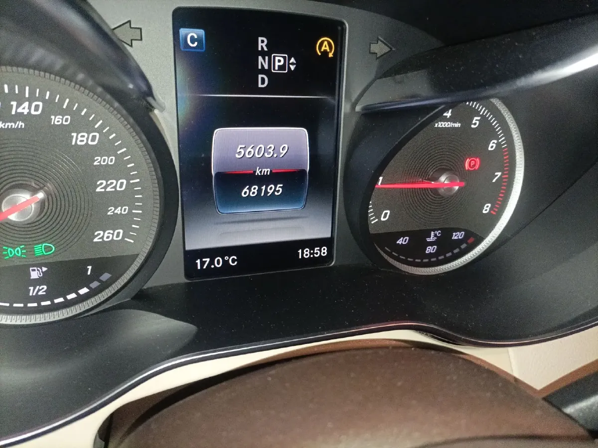 2015 Mercedes-Benz C Class 1.6T 156HP L4 7AT,autocango,china used car exporter,china ev exporter,chinese used car exporter,chinese used ev exporter