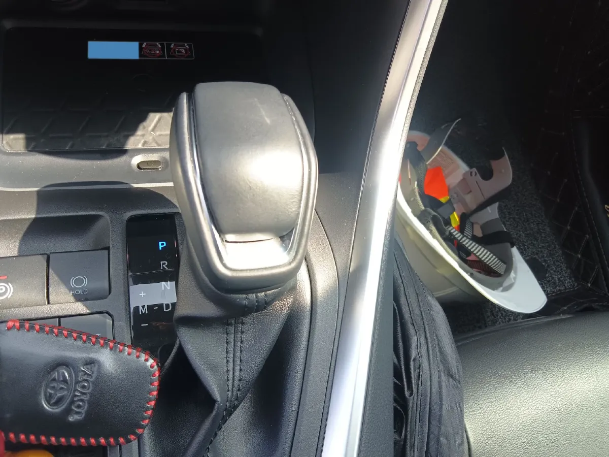 2023 Toyota RAV4 2.0L 171HP L4 CVT,autocango,china used car exporter,china ev exporter,chinese used car exporter,chinese used ev exporter