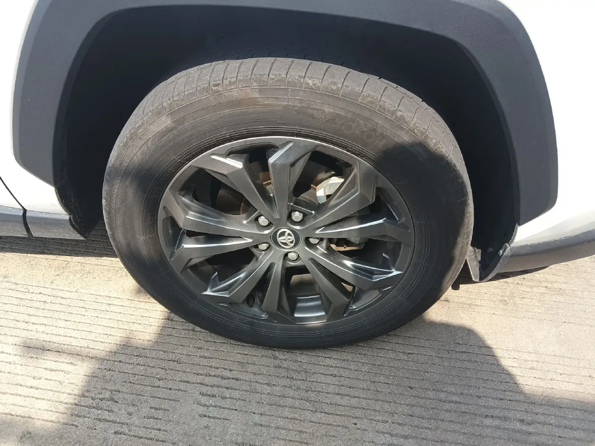 2023 Toyota RAV4 2.0L 171HP L4 CVT,autocango,china used car exporter,china ev exporter,chinese used car exporter,chinese used ev exporter