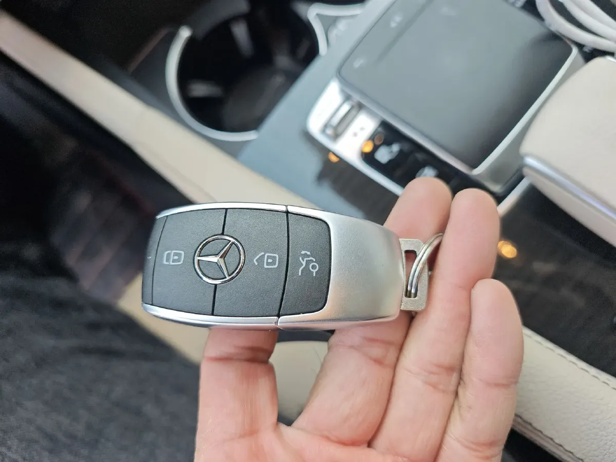 2020 Mercedes-Benz GLE Class 2.0T 258HP L4 9AT,autocango,china used car exporter,china ev exporter,chinese used car exporter,chinese used ev exporter