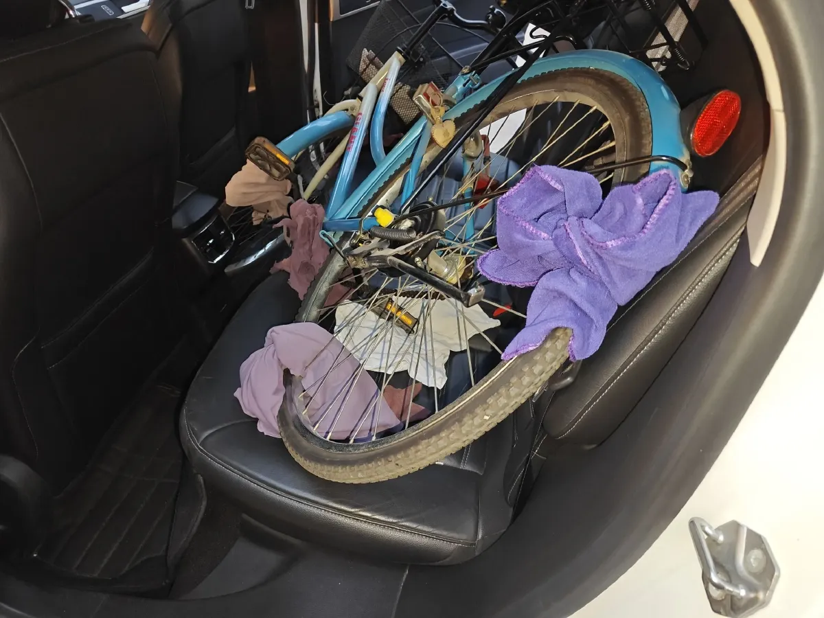 2013 Ford Mondeo 2.0T 203HP L4 6AT,autocango,china used car exporter,china ev exporter,chinese used car exporter,chinese used ev exporter