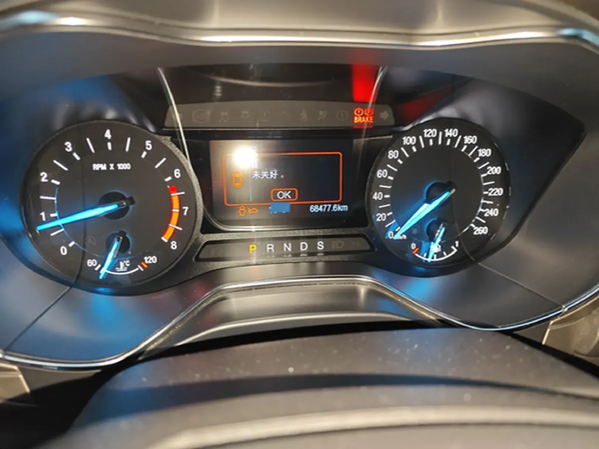 2013 Ford Mondeo 2.0T 203HP L4 6AT,autocango,china used car exporter,china ev exporter,chinese used car exporter,chinese used ev exporter