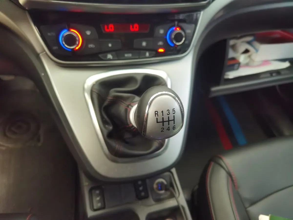 2017 Haval H6 1.5T 150HP L4 6MT,autocango,china used car exporter,china ev exporter,chinese used car exporter,chinese used ev exporter