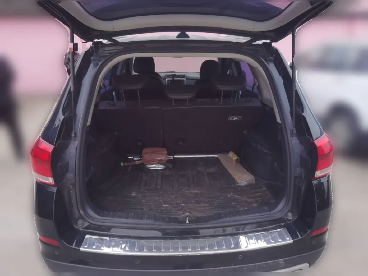 2017 Haval H6 1.5T 150HP L4 6MT,autocango,china used car exporter,china ev exporter,chinese used car exporter,chinese used ev exporter