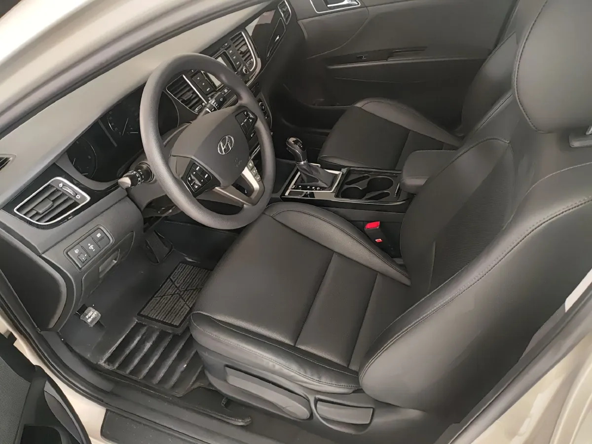 2014 Hyundai Mistra 1.8L 143HP L4 6AT,autocango,china used car exporter,china ev exporter,chinese used car exporter,chinese used ev exporter