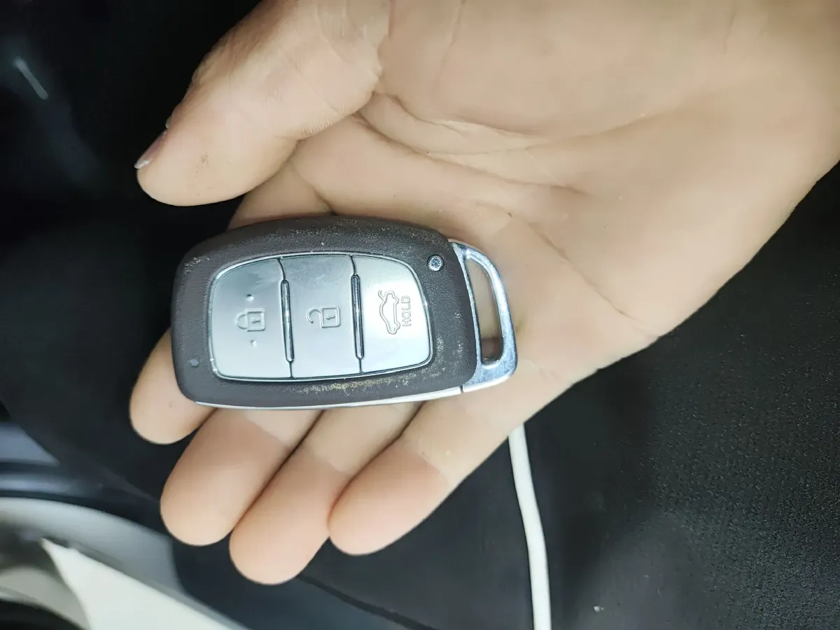 2014 Hyundai Mistra 1.8L 143HP L4 6AT,autocango,china used car exporter,china ev exporter,chinese used car exporter,chinese used ev exporter