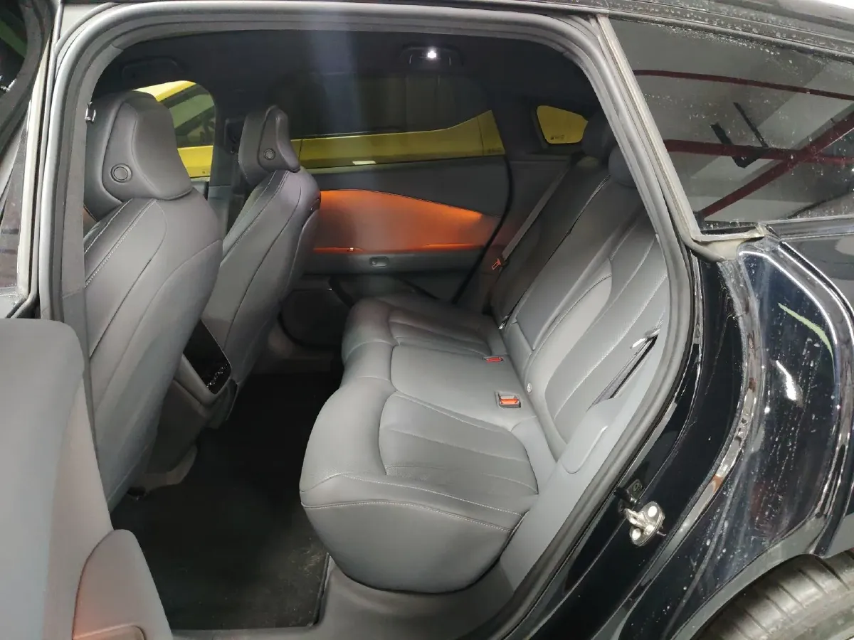 2024 Xpeng P7+ BEV 60.7KWH,autocango,china used car exporter,china ev exporter,chinese used car exporter,chinese used ev exporter