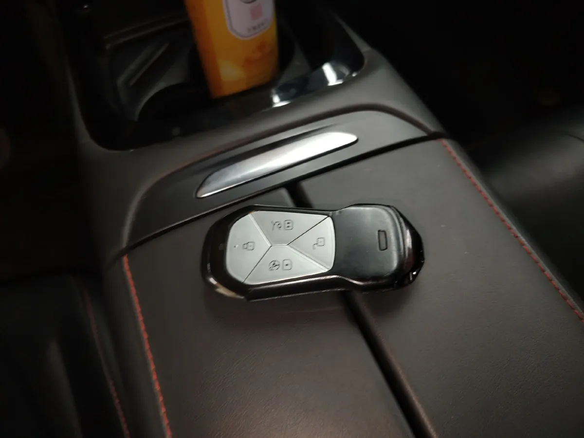 2022 Xpeng P7 BEV 77.9KWH,autocango,china used car exporter,china ev exporter,chinese used car exporter,chinese used ev exporter