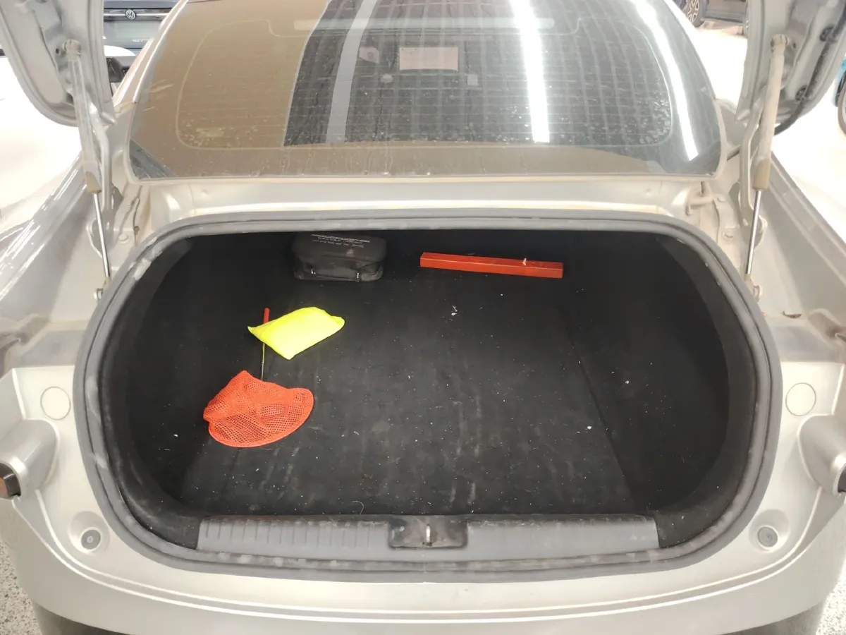 2022 Xpeng P7 BEV 77.9KWH,autocango,china used car exporter,china ev exporter,chinese used car exporter,chinese used ev exporter