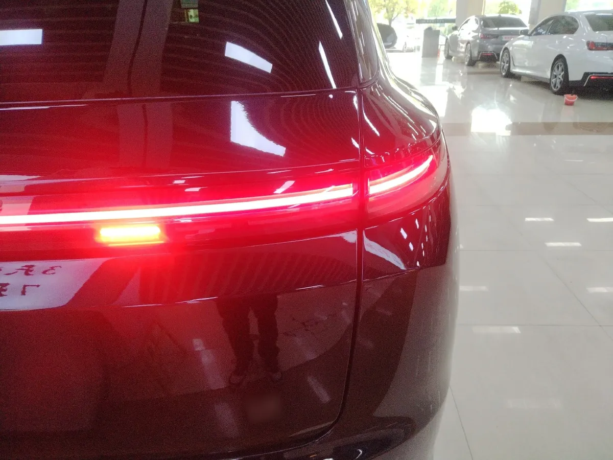 2023 Li L7 Range Extended 154HP REEV 40.9KWH,autocango,china used car exporter,china ev exporter,chinese used car exporter,chinese used ev exporter