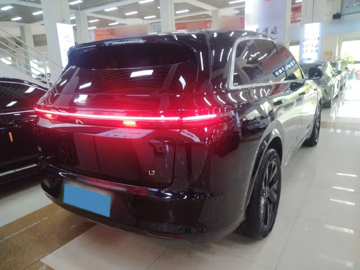 2023 Li L7 Range Extended 154HP REEV 40.9KWH,autocango,china used car exporter,china ev exporter,chinese used car exporter,chinese used ev exporter