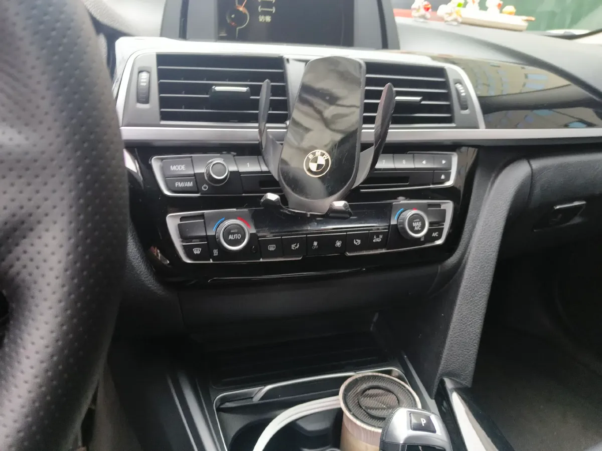 2017 BMW 3 Series 1.5T 136HP L3 8AT,autocango,china used car exporter,china ev exporter,chinese used car exporter,chinese used ev exporter