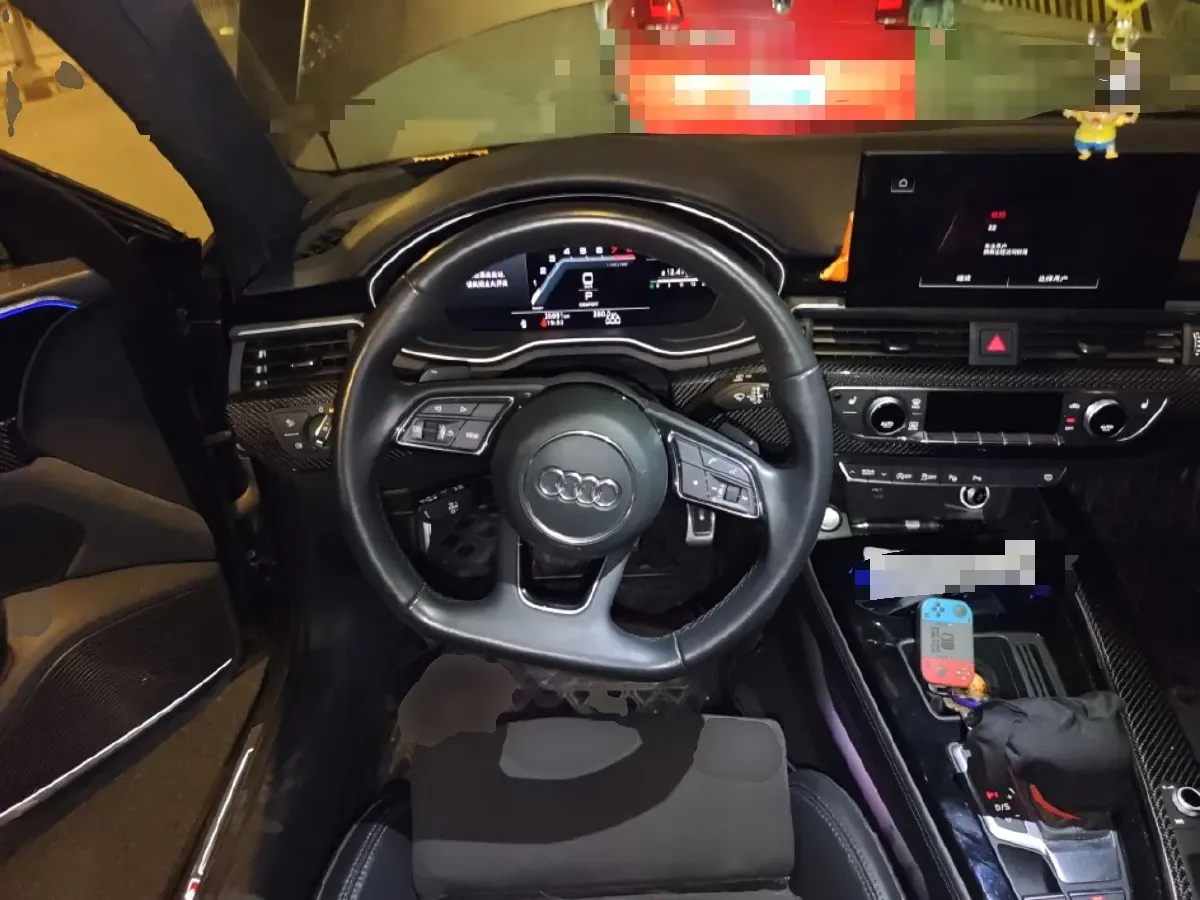 2023 Audi A4L 2.0T 245HP L4 7DCT,autocango,china used car exporter,china ev exporter,chinese used car exporter,chinese used ev exporter