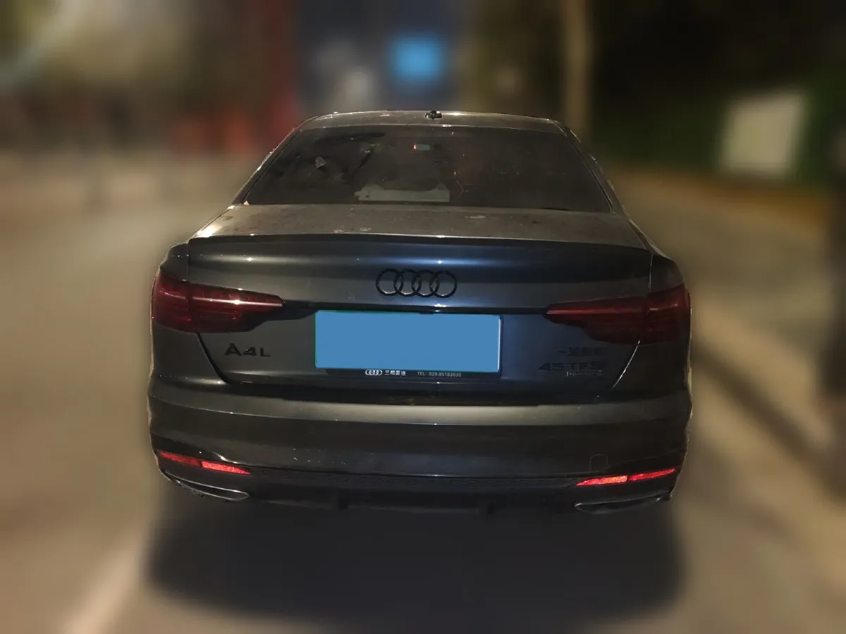 2023 Audi A4L 2.0T 245HP L4 7DCT,autocango,china used car exporter,china ev exporter,chinese used car exporter,chinese used ev exporter