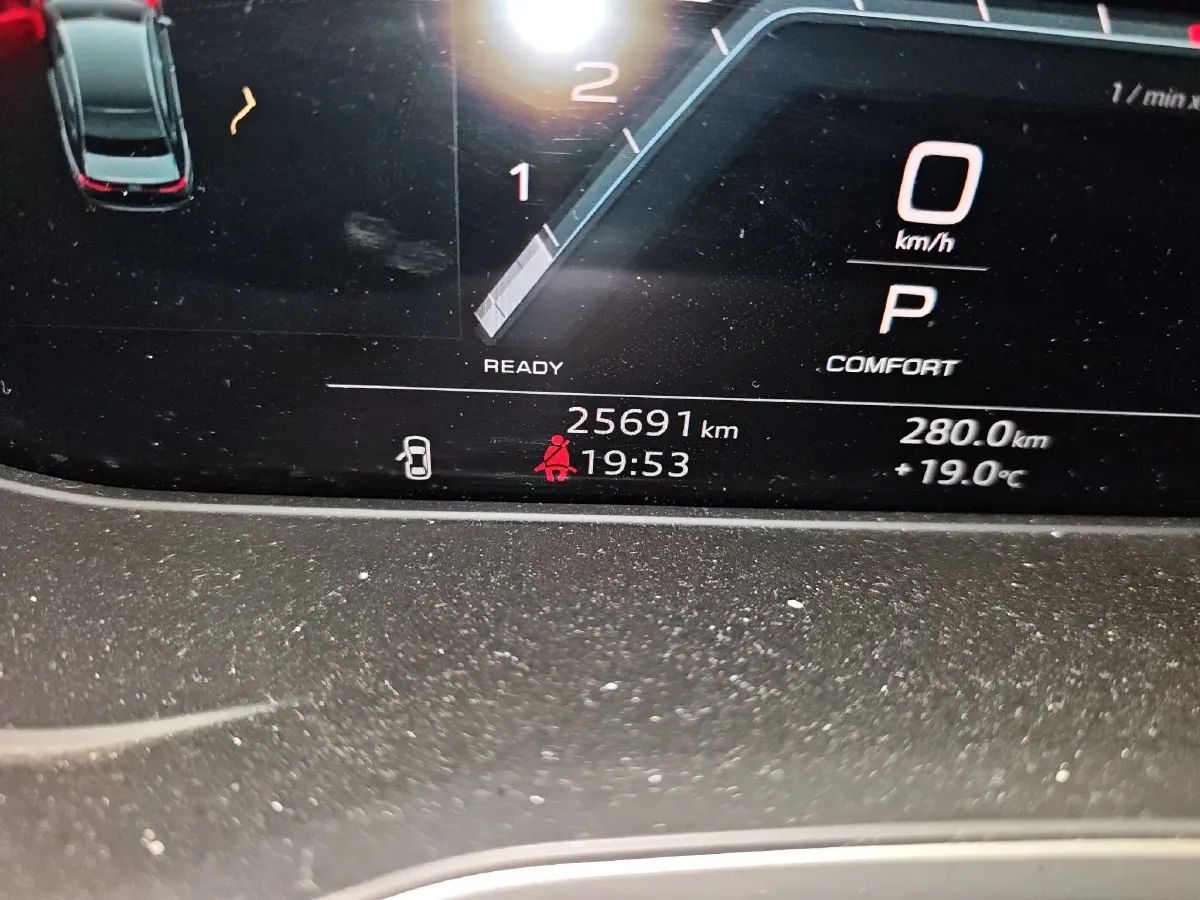 2023 Audi A4L 2.0T 245HP L4 7DCT,autocango,china used car exporter,china ev exporter,chinese used car exporter,chinese used ev exporter