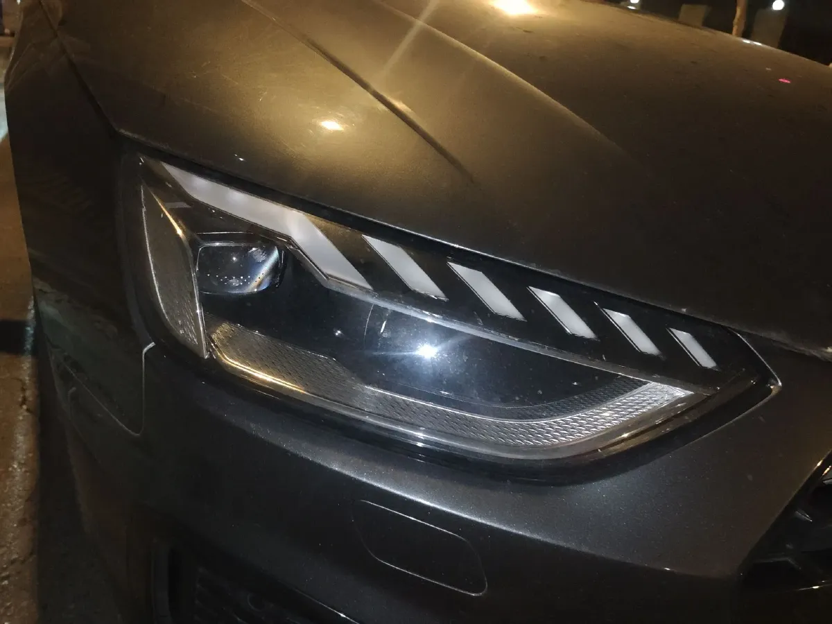 2023 Audi A4L 2.0T 245HP L4 7DCT,autocango,china used car exporter,china ev exporter,chinese used car exporter,chinese used ev exporter