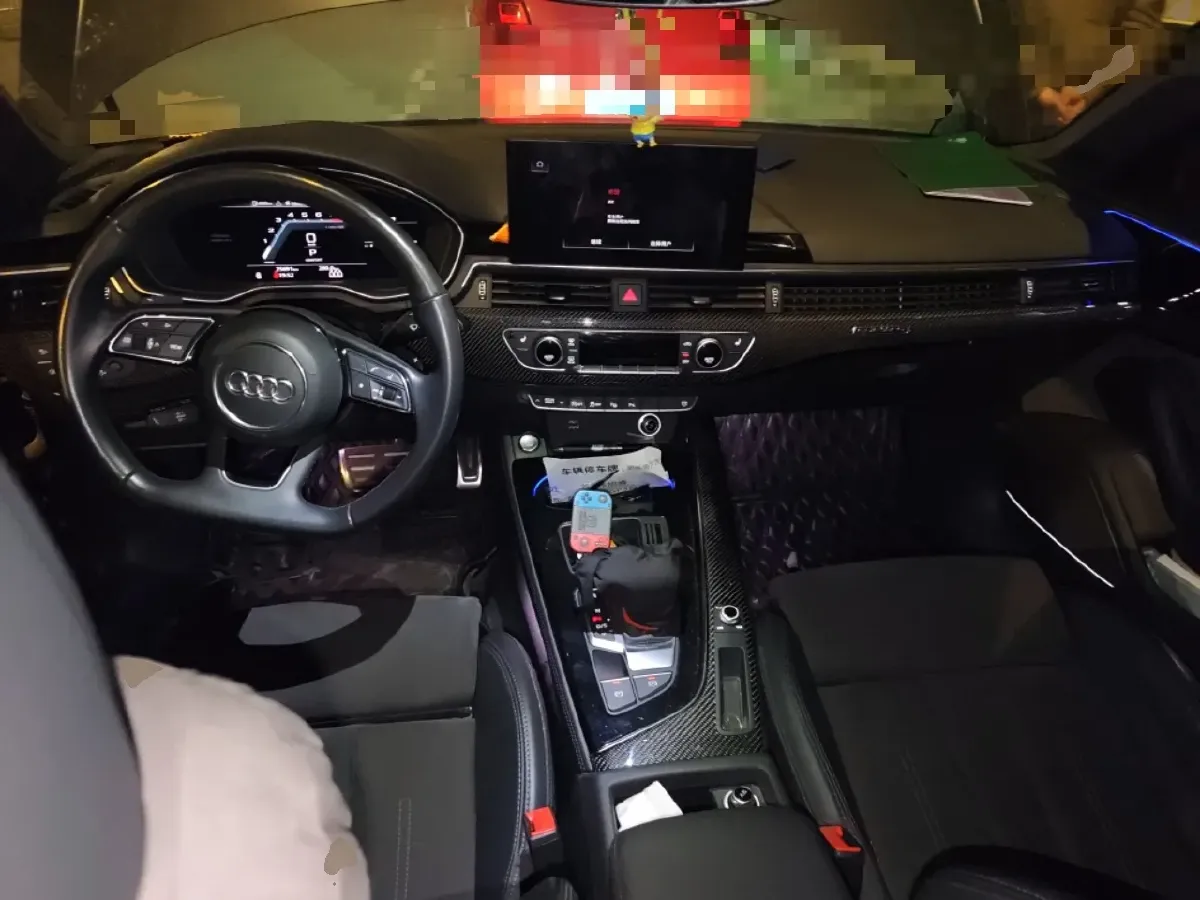 2023 Audi A4L 2.0T 245HP L4 7DCT,autocango,china used car exporter,china ev exporter,chinese used car exporter,chinese used ev exporter