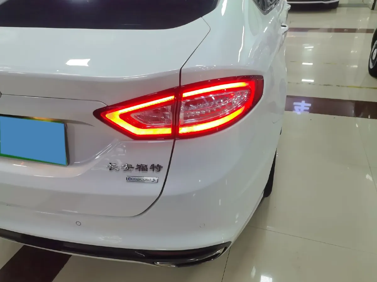 2013 Ford Mondeo 2.0T 203HP L4 6AT,autocango,china used car exporter,china ev exporter,chinese used car exporter,chinese used ev exporter