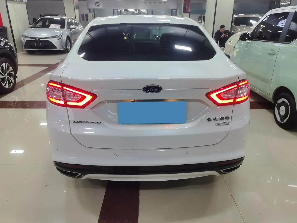 2013 Ford Mondeo 2.0T 203HP L4 6AT,autocango,china used car exporter,china ev exporter,chinese used car exporter,chinese used ev exporter