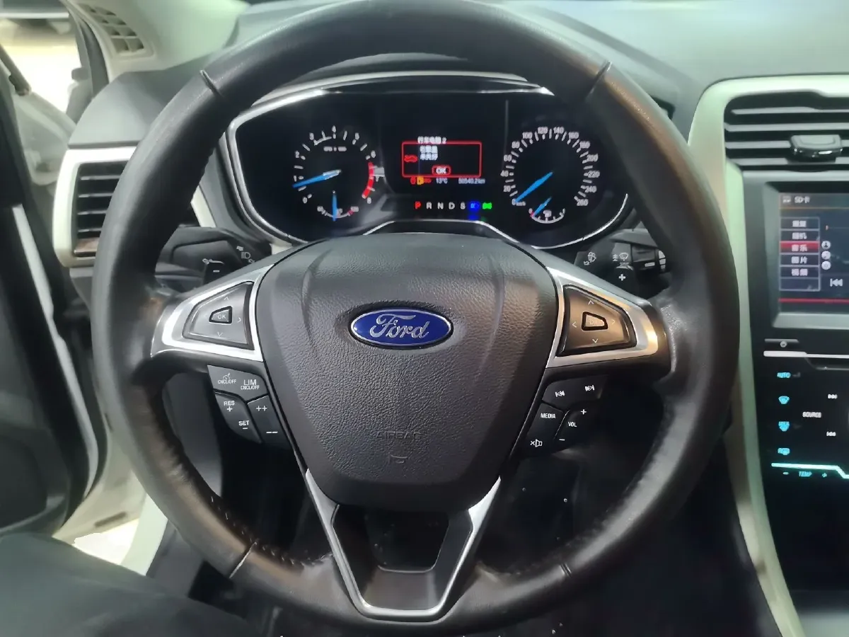 2013 Ford Mondeo 2.0T 203HP L4 6AT,autocango,china used car exporter,china ev exporter,chinese used car exporter,chinese used ev exporter