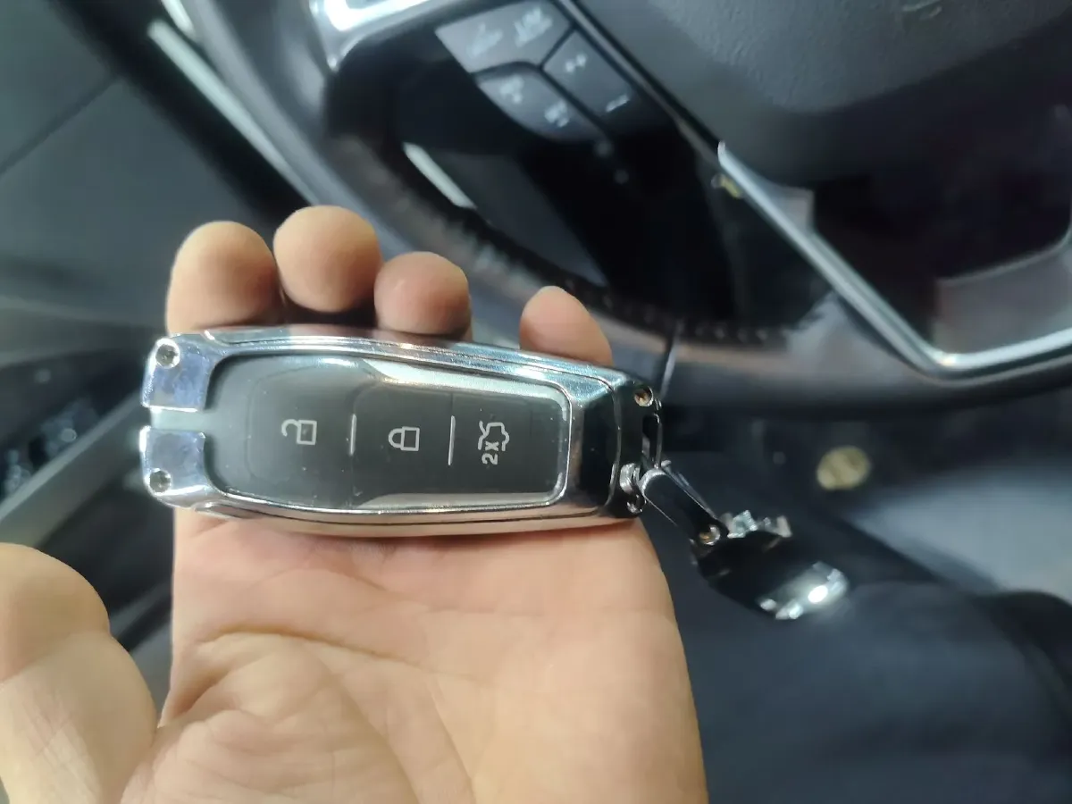 2013 Ford Mondeo 2.0T 203HP L4 6AT,autocango,china used car exporter,china ev exporter,chinese used car exporter,chinese used ev exporter