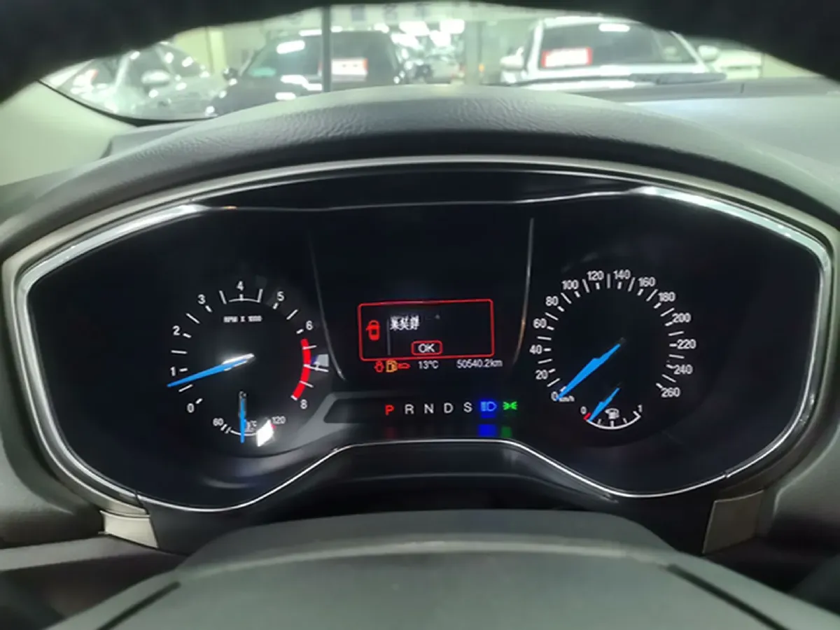 2013 Ford Mondeo 2.0T 203HP L4 6AT,autocango,china used car exporter,china ev exporter,chinese used car exporter,chinese used ev exporter