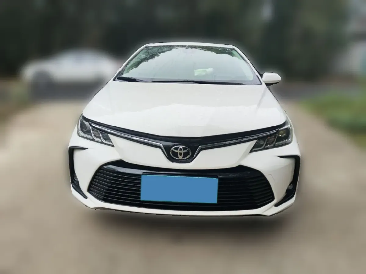 2021 Toyota Corolla 1.2T 116HP L4 CVT,autocango,china used car exporter,china ev exporter,chinese used car exporter,chinese used ev exporter